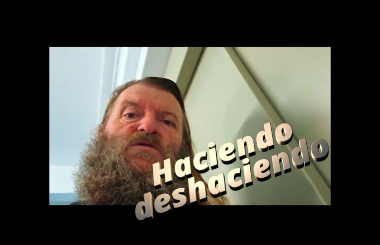 REFRANERO : Haciendo y deshaciendo va la niña aprendiendo.