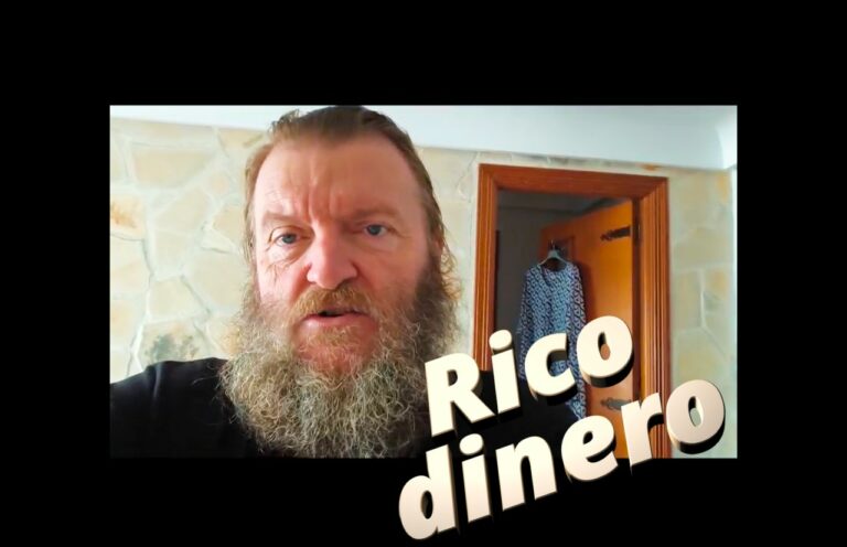 REFRANERIO : Tan rico que solo tiene dinero. 240625
